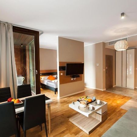 Deluxe Apartments Free Parking Warsaw Exterior photo